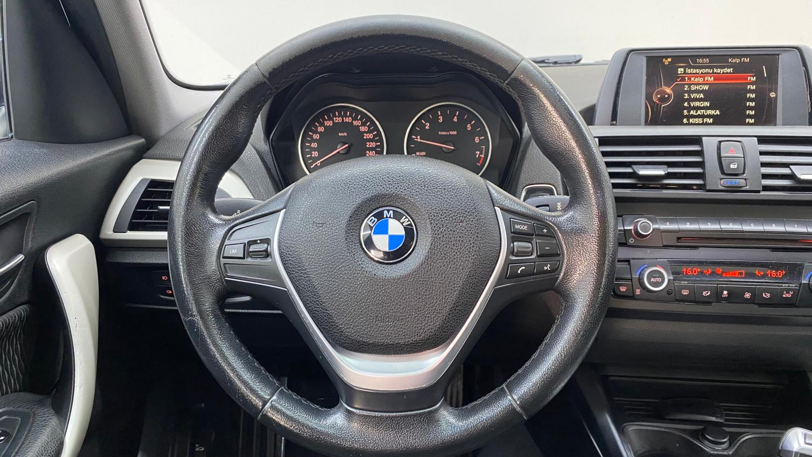 BMW 116i 9